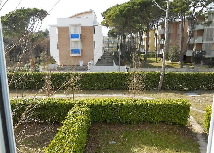 Comfortable With Parking In * Bibione